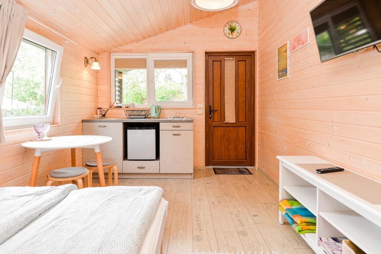 Laimingas Uodas Šventoji Exteriér fotografie