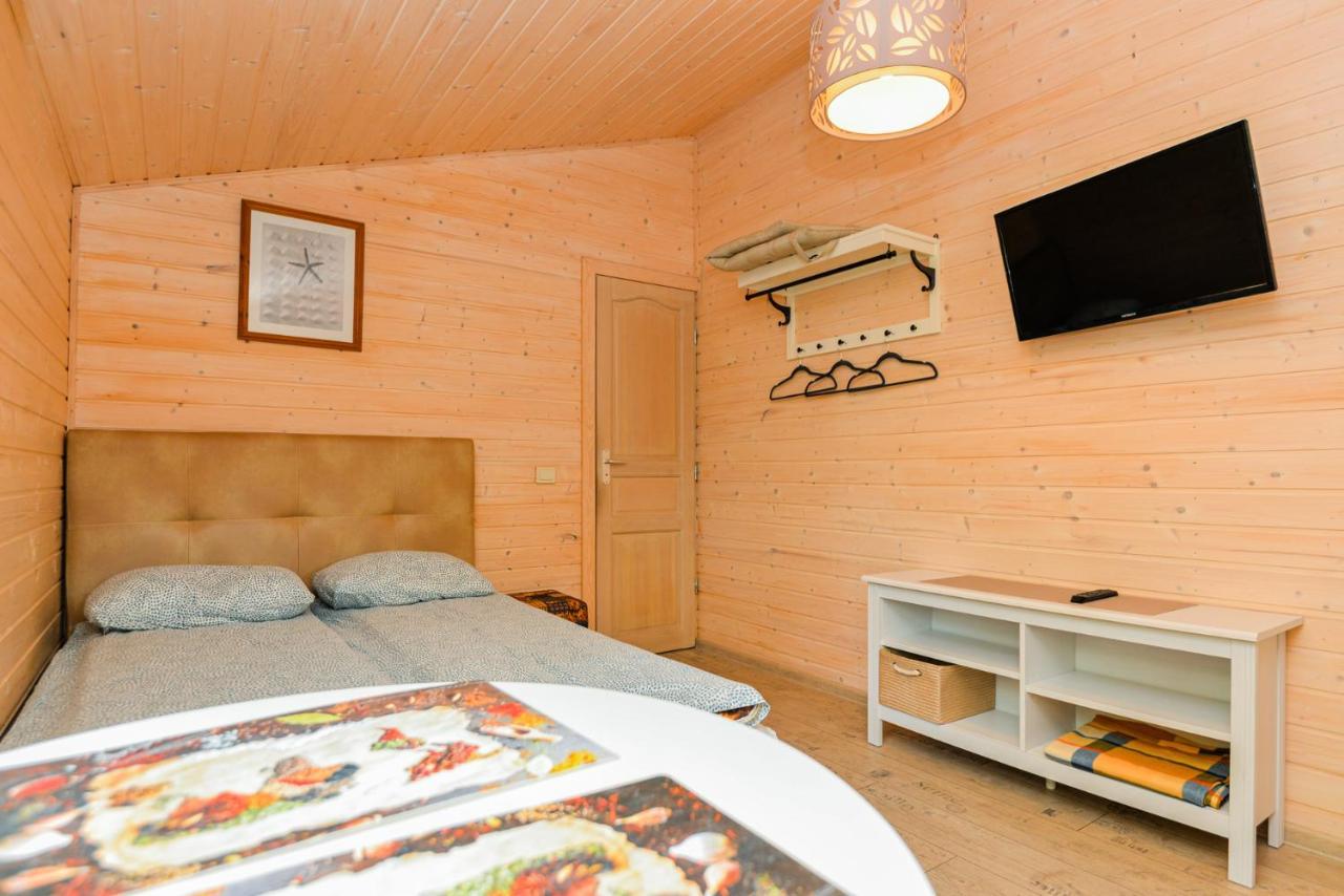 Laimingas Uodas Šventoji Exteriér fotografie